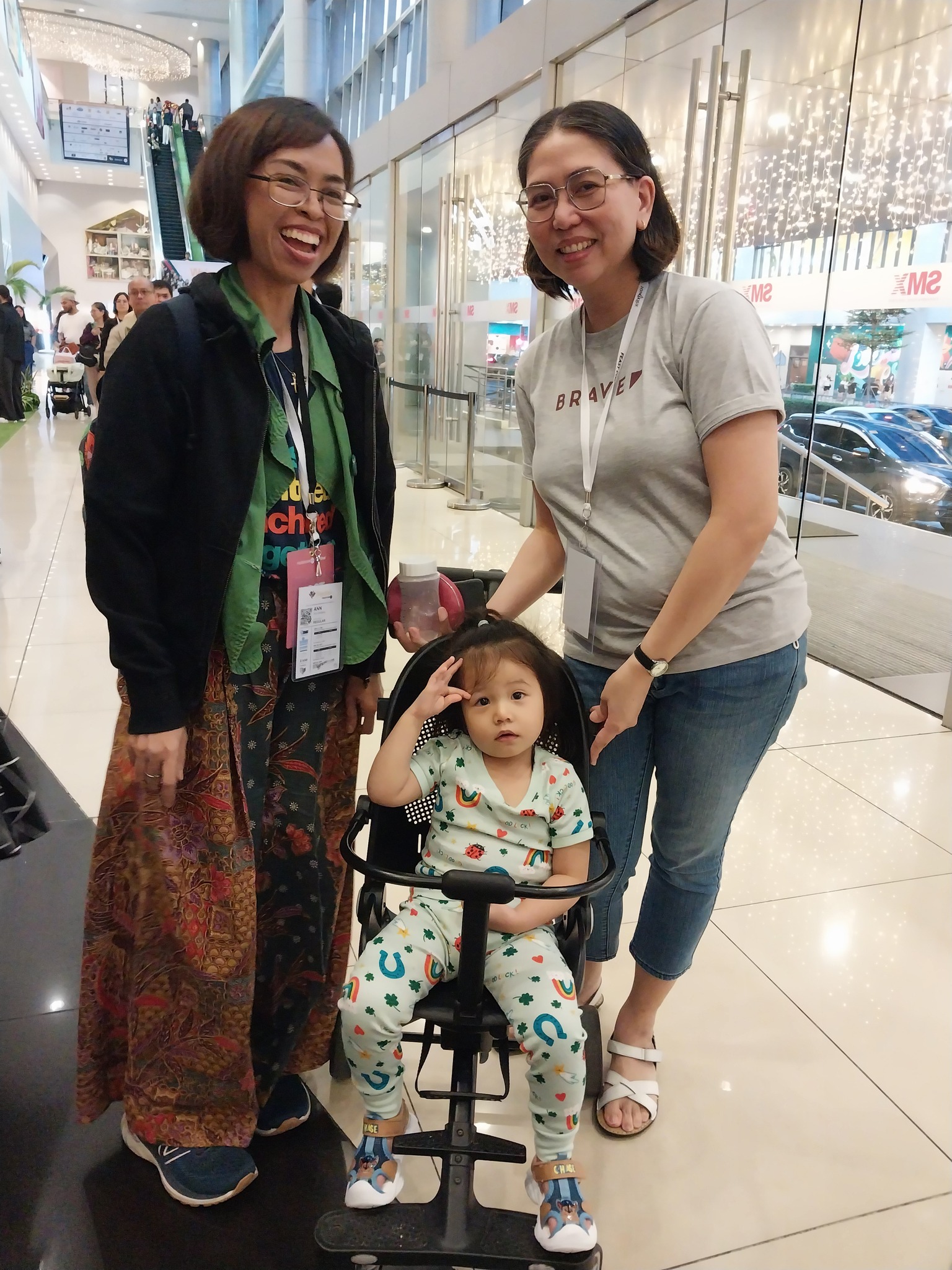 Ann Kristine_What Went Down on My First Feast Conference Hosting_mother and child